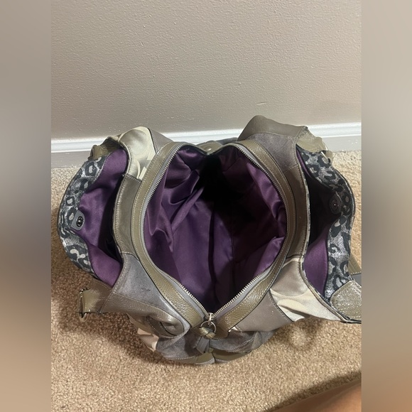 Coach Madison Maggie Gray Patchwork Shoulder Bag
F15462 - Picture 3 of 13